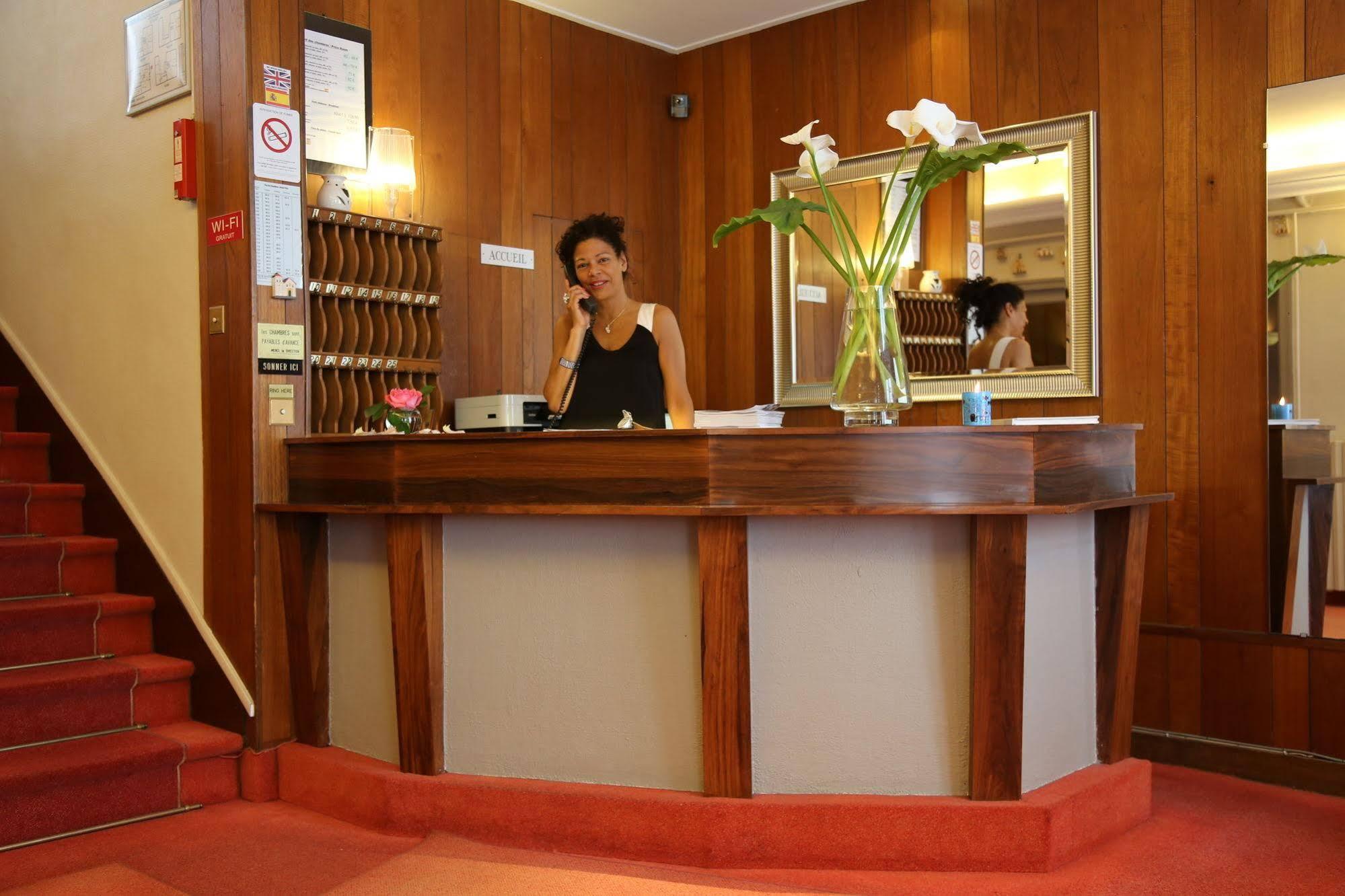 Hotel Moderna 셰르부르 앙 코탱탕 외부 사진