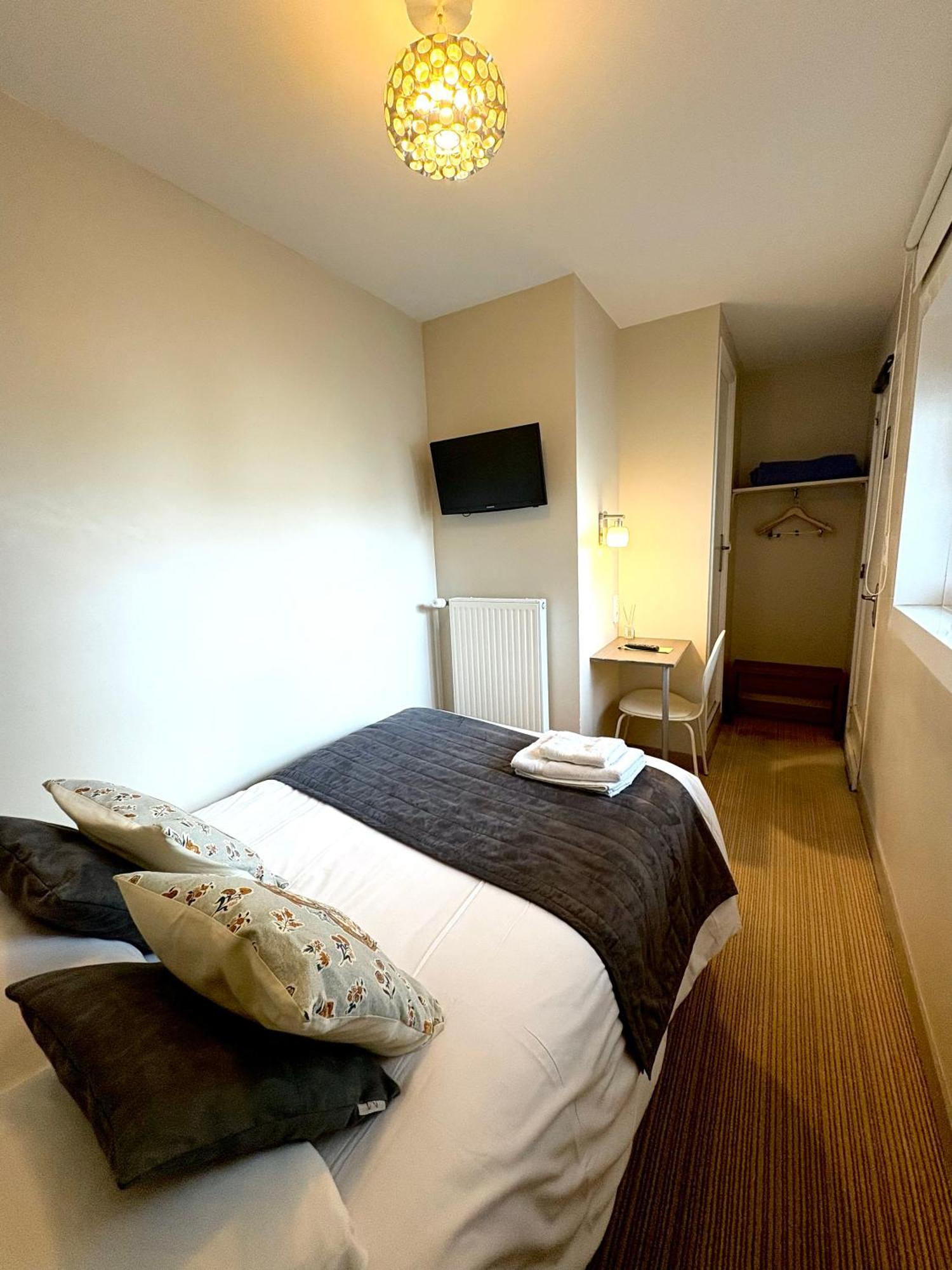 Hotel Moderna 셰르부르 앙 코탱탕 외부 사진