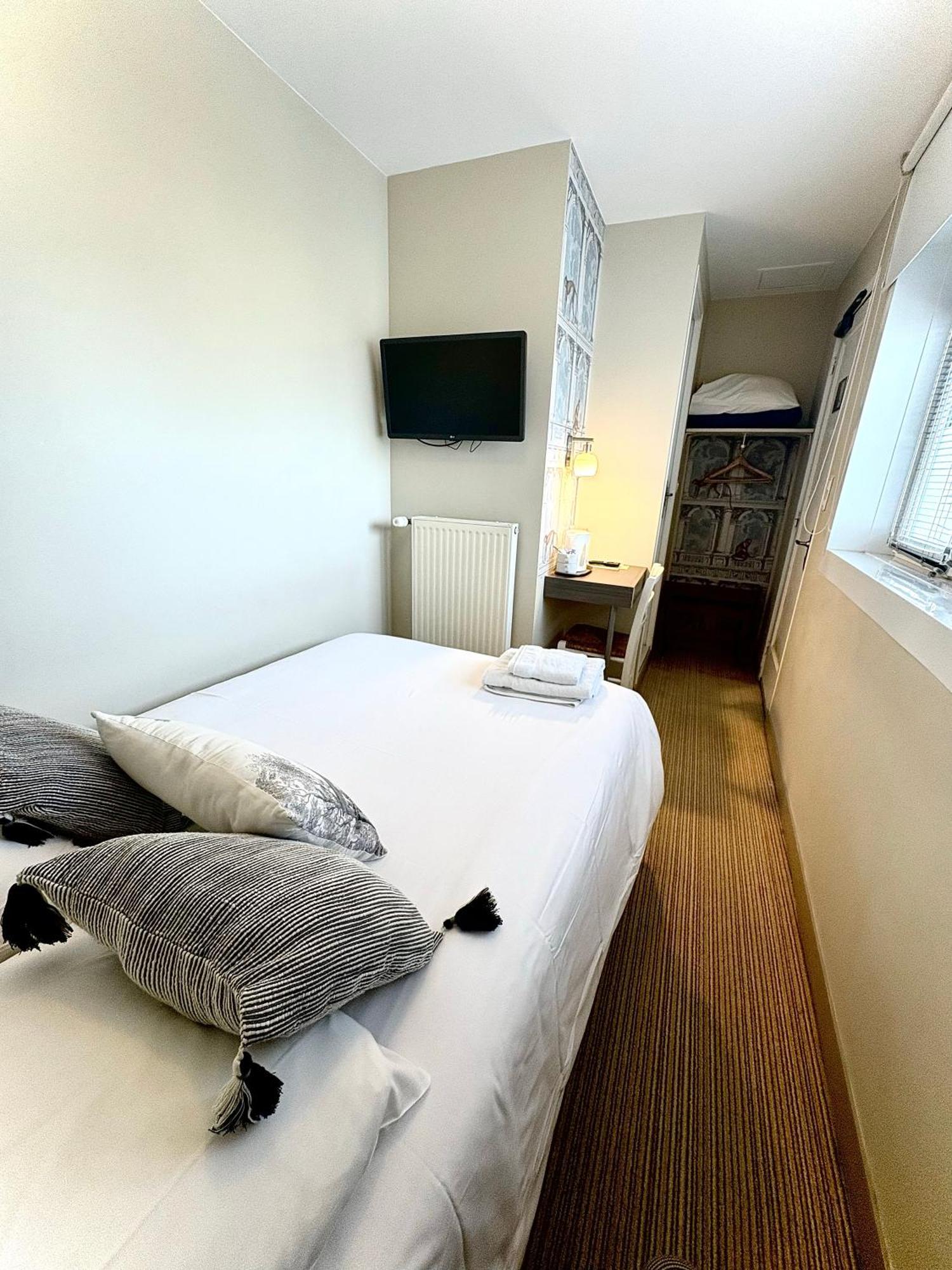 Hotel Moderna 셰르부르 앙 코탱탕 외부 사진